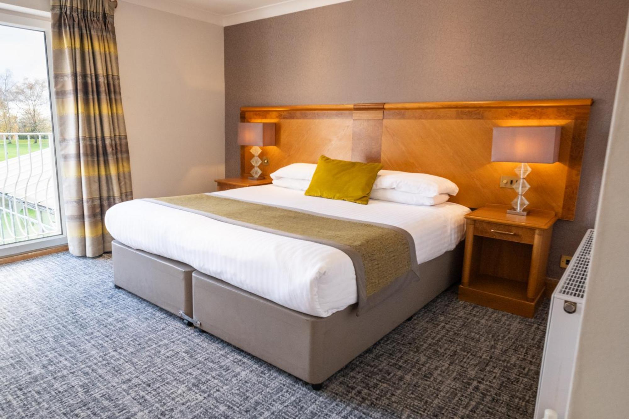 Dale Hill Hotel Ticehurst Room photo
