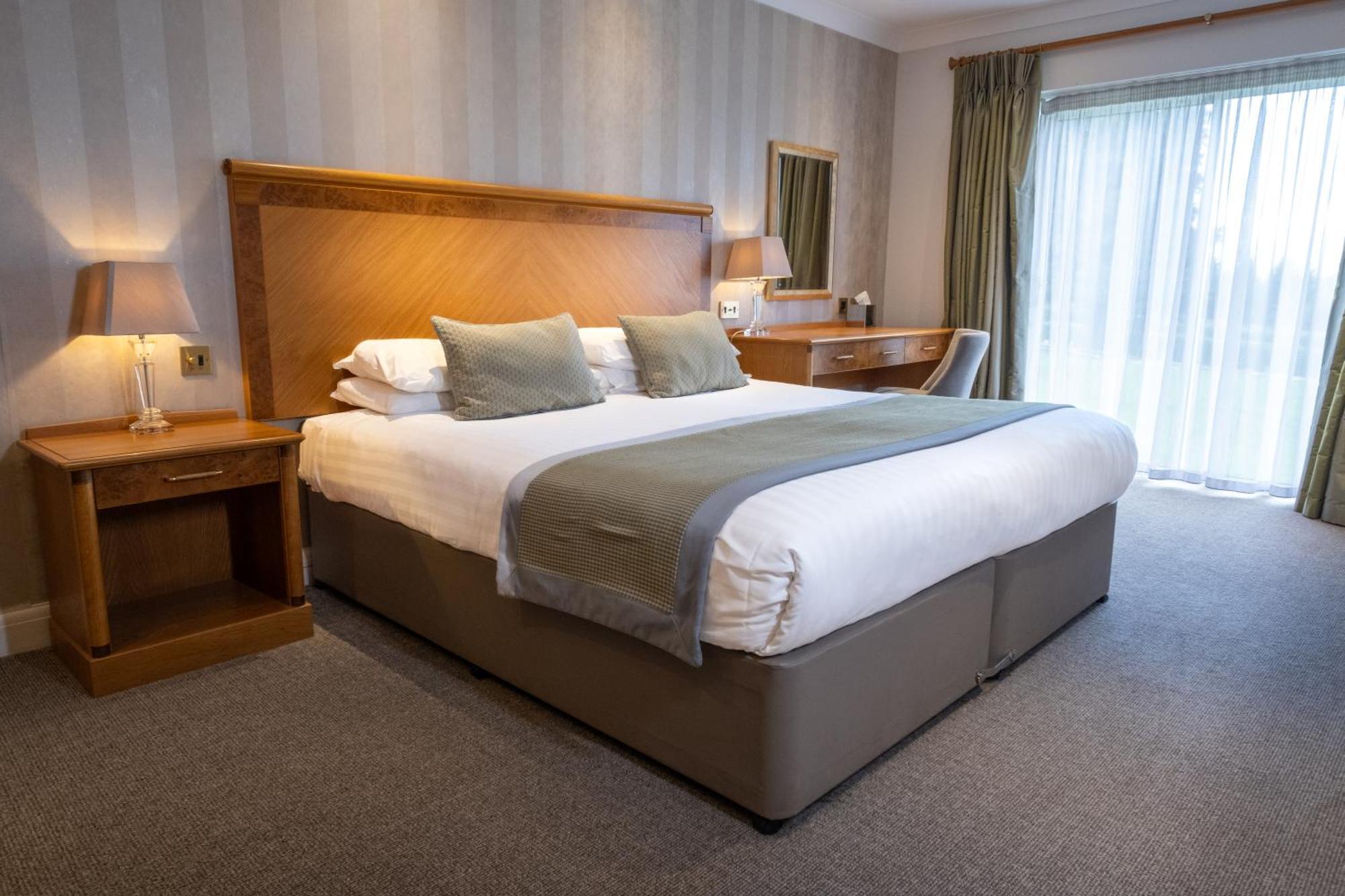 Dale Hill Hotel Ticehurst Room photo
