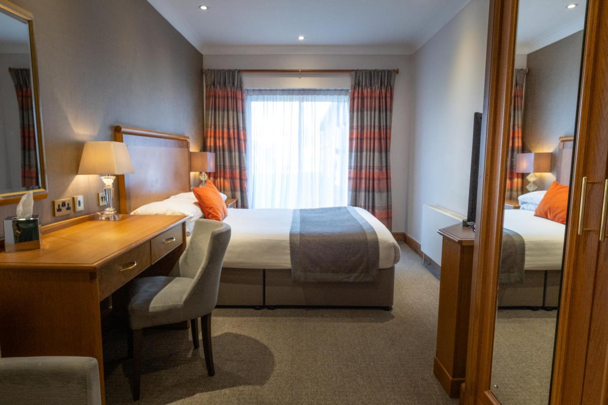 Dale Hill Hotel Ticehurst Room photo